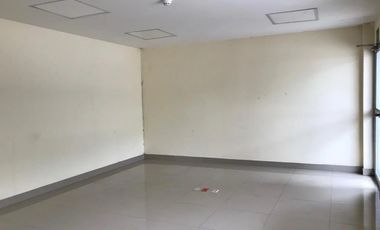 Vendo/Alquilo Local Comercial-Av. J.T.MArengo(J.Luna)