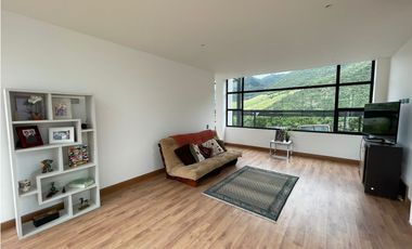 VENDO O ARRIENDO LA CALERA  450 M2