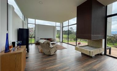 VENDO O ARRIENDO LA CALERA  450 M2