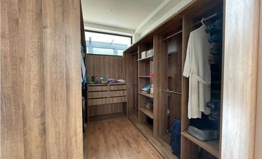 VENDO O ARRIENDO LA CALERA  450 M2