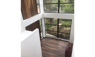 VENDO O ARRIENDO LA CALERA  450 M2