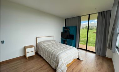VENDO O ARRIENDO LA CALERA  450 M2