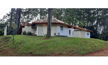 VENTA CASA EN ALTOS DEL MARIA 1482M2