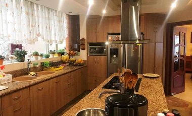 Venta Casa Urbanización Cerrada – Sector Embajada Americana