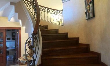Venta Casa Urbanización Cerrada – Sector Embajada Americana