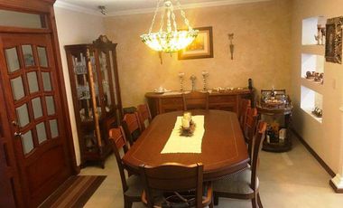 Venta Casa Urbanización Cerrada – Sector Embajada Americana