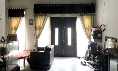 Rumah Luas Siap Huni di Jl Matraman Dalam Menteng Jakarta Pusat
