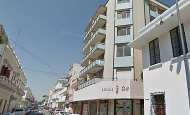 Edificio DE CALLE A CALLE DE 5 NIVELES en renta en Centro Histórico.VERACRUZ,VER