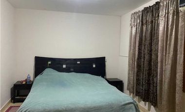 ALQUILO CASA DE 3HAB 3 BAÑOS SEMIAMOBLADO