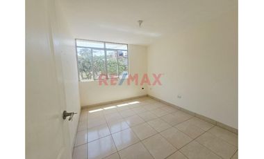 Casa En Venta Urb.San Isidro Piura ¡Deje De Soñar Con La Casa Perfecta Y Empiece A Vivir En Ella!.