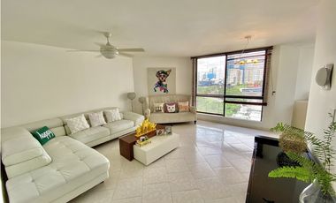 Venta: Hermoso apartamento en Coral Plaza, Marbella