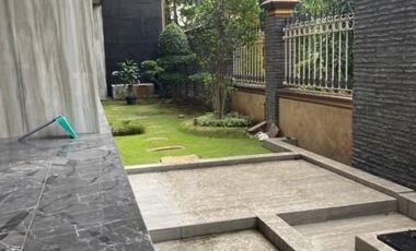 Rumah Mewah di Gayungsari Dekat Ketintang POLDA Lingkungan Elit
