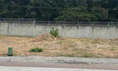VENTA DE TERRENO EN URBANIZACIÓN SAN EDUARDO