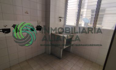 apartamento en arriendo en la universidad. Cod A14489