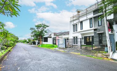 Rumah 3 Lt SHM Siap Huni 10 menit ke Mall Ciputra Cibubur J-39285