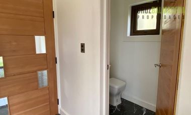 Parcela en Venta en Amplia casa a orilla de carretera - Sector Polincay