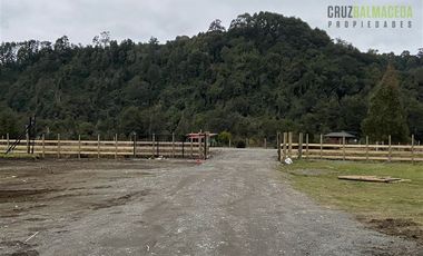 Parcela en Venta en Amplia casa a orilla de carretera - Sector Polincay