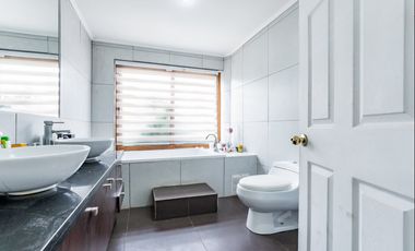 Venta Parcela con Casa Condominio Colina 20 Min de Stgo