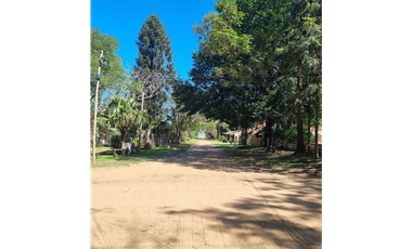 Chalecito del Paso, a 250 mts del río!