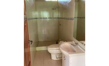 VENTA DE CASA + TERRENO BUEN CLIMA