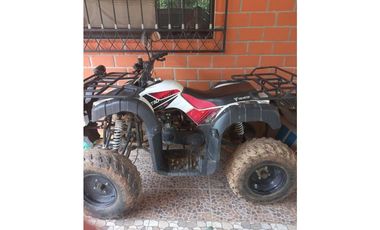 VENTA DE CASA + TERRENO BUEN CLIMA