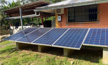 VENTA DE CASA + TERRENO BUEN CLIMA