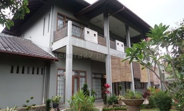Rumah sewa dekat dari kampus UNPAR ciumbeluit furnished