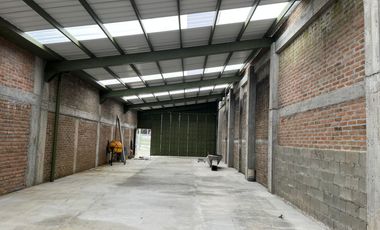 bodega en arriendo en la italia. Cod A19491