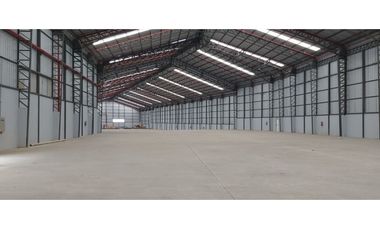 Bodegas de alquiler en sector vía perimetral, Guayaquil.  Son 5200 m2