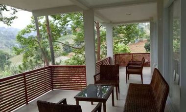 Vila Nyaman di Lembang Dekat Dago atas