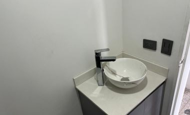 apartamento en arriendo en guanteros. Cod A61008