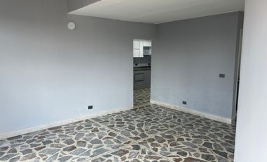 apartamento en arriendo en guanteros. Cod A61008