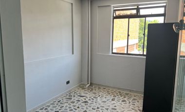 apartamento en arriendo en guanteros. Cod A61008