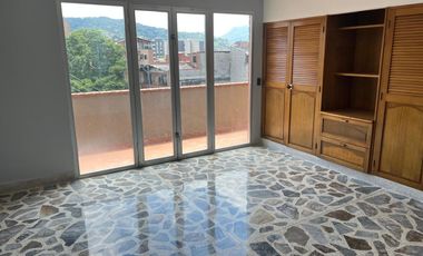 apartamento en arriendo en guanteros. Cod A61008
