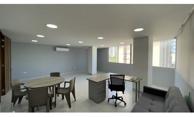 SE VENDE OFICINA DE 60 M2 EN EL CENTRO HISTÓRICO DE SANTA MARTA
