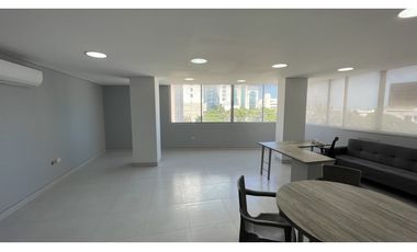 SE VENDE OFICINA DE 60 M2 EN EL CENTRO HISTÓRICO DE SANTA MARTA