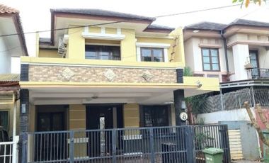 Dijual Rumah Kencana Loka Blok K5 Depan Golden Vienna 2 BSD City Tangerang Furnish Siap Huni