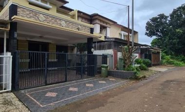 Dijual Rumah Kencana Loka Blok K5 Depan Golden Vienna 2 BSD City Tangerang Furnish Siap Huni