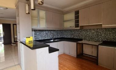 Dijual Rumah Kencana Loka Blok K5 Depan Golden Vienna 2 BSD City Tangerang Furnish Siap Huni