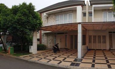 RUMAH Private Cluster Magnolia @ Summarecon Bekasi Dekat POS SECURITY Cash/KPR