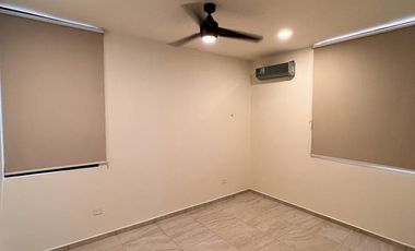Casa de dos cuartos, sin amueblar, en Residencial.