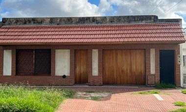 Casa en venta en Villa Dominico