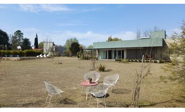 SE VENDE CASA EN EL CORCOVADO - VALLE DE CALAMUCHITA