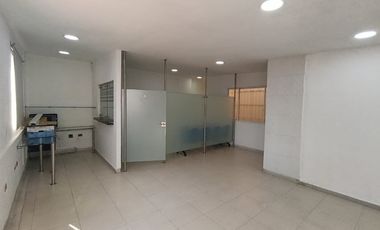 local en arriendo en el poblado. Cod A124901
