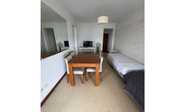 Departamento 2 amb. Zona Varese