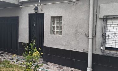 Casa en venta en Isidro Casanova