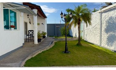 AMPLIA CASA EN LA VA MANTA - JARAMIJO, URB HORIZONTE AZUL