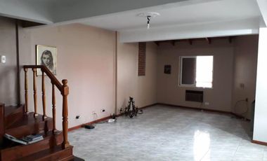 EXCELENTE TRIPLEX 5 AMBIENTES