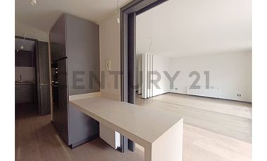 PRECIOSA CASA NUEVA EN VENTA LAS CONDES