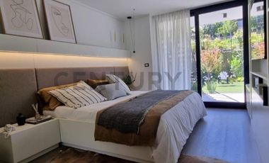 PRECIOSA CASA NUEVA EN VENTA LAS CONDES